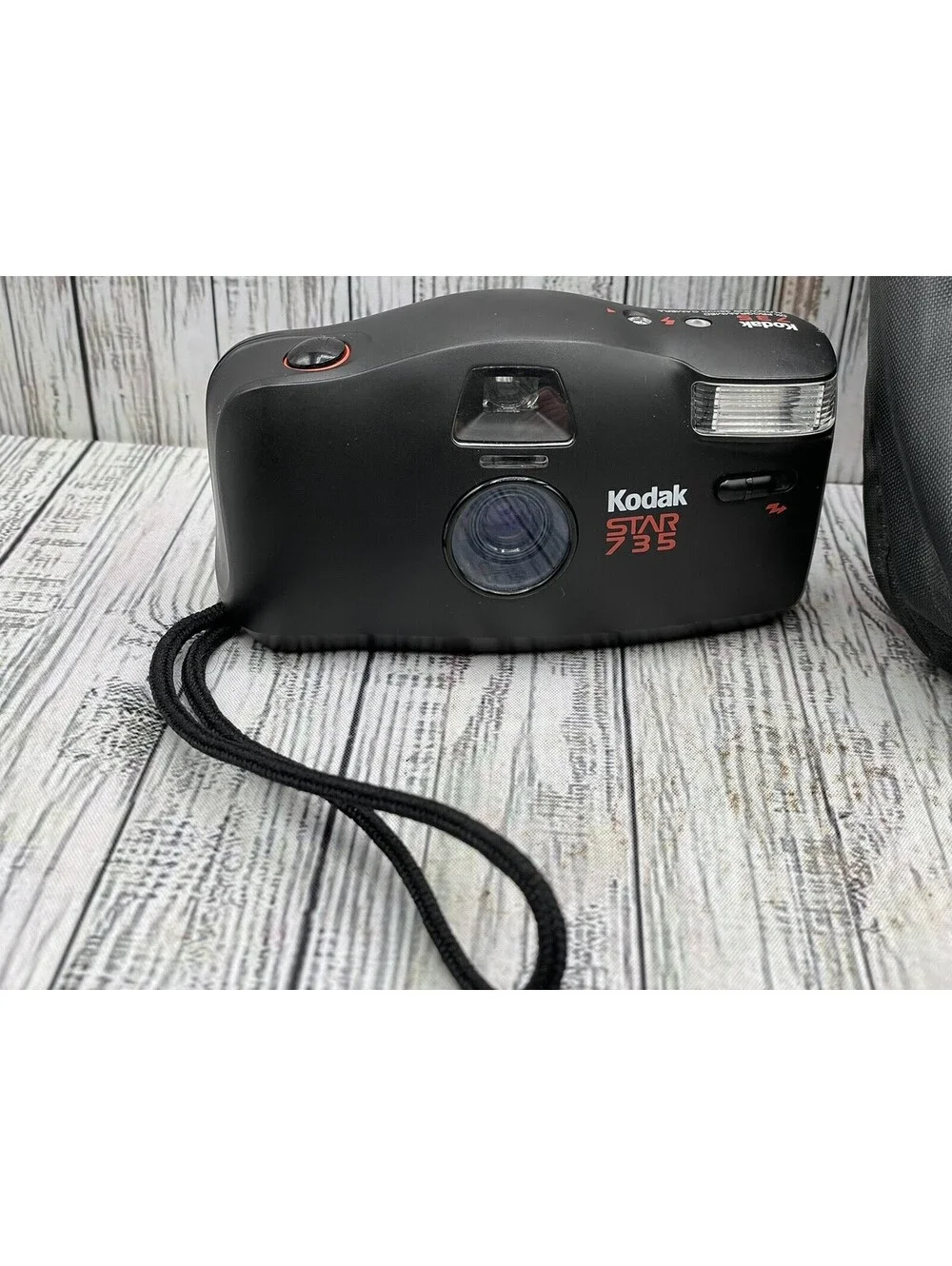 Kodak Star 735 Flash Point & Shoot Black DX Programmed 35mm Film Camera W/ Case
